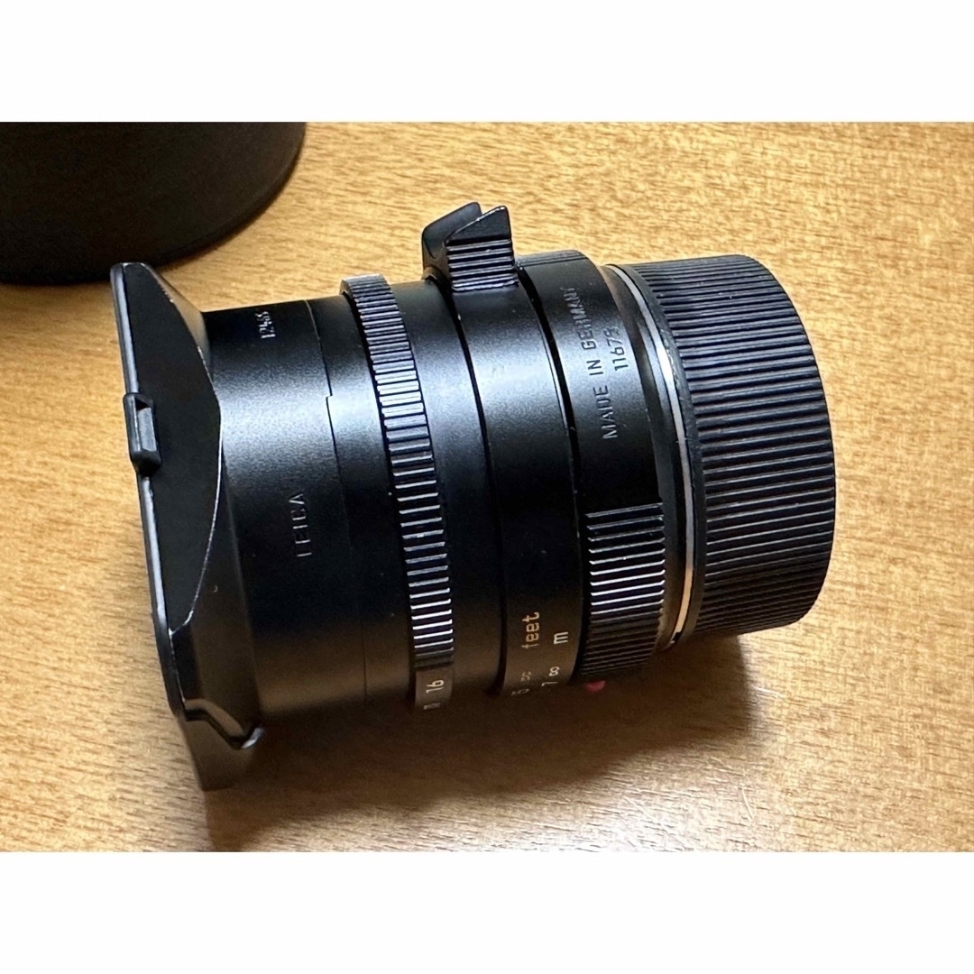 LEICA(ライカ)のLeica summilux 35mm f1.4 ASPH 6bit 美品 スマホ/家電/カメラのカメラ(レンズ(単焦点))の商品写真