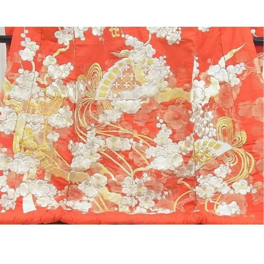 美品 豪華刺繍 色打掛 花嫁 婚礼 ブライダル 枝梅御所車文 金銀糸 - 着物