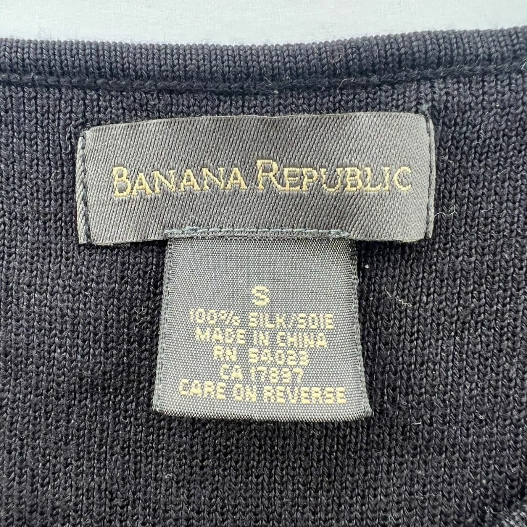 Banana Republic(バナナリパブリック)のバナナリパブリック タンクトップ ノースリーブ シャツ 無地 レディースのトップス(タンクトップ)の商品写真
