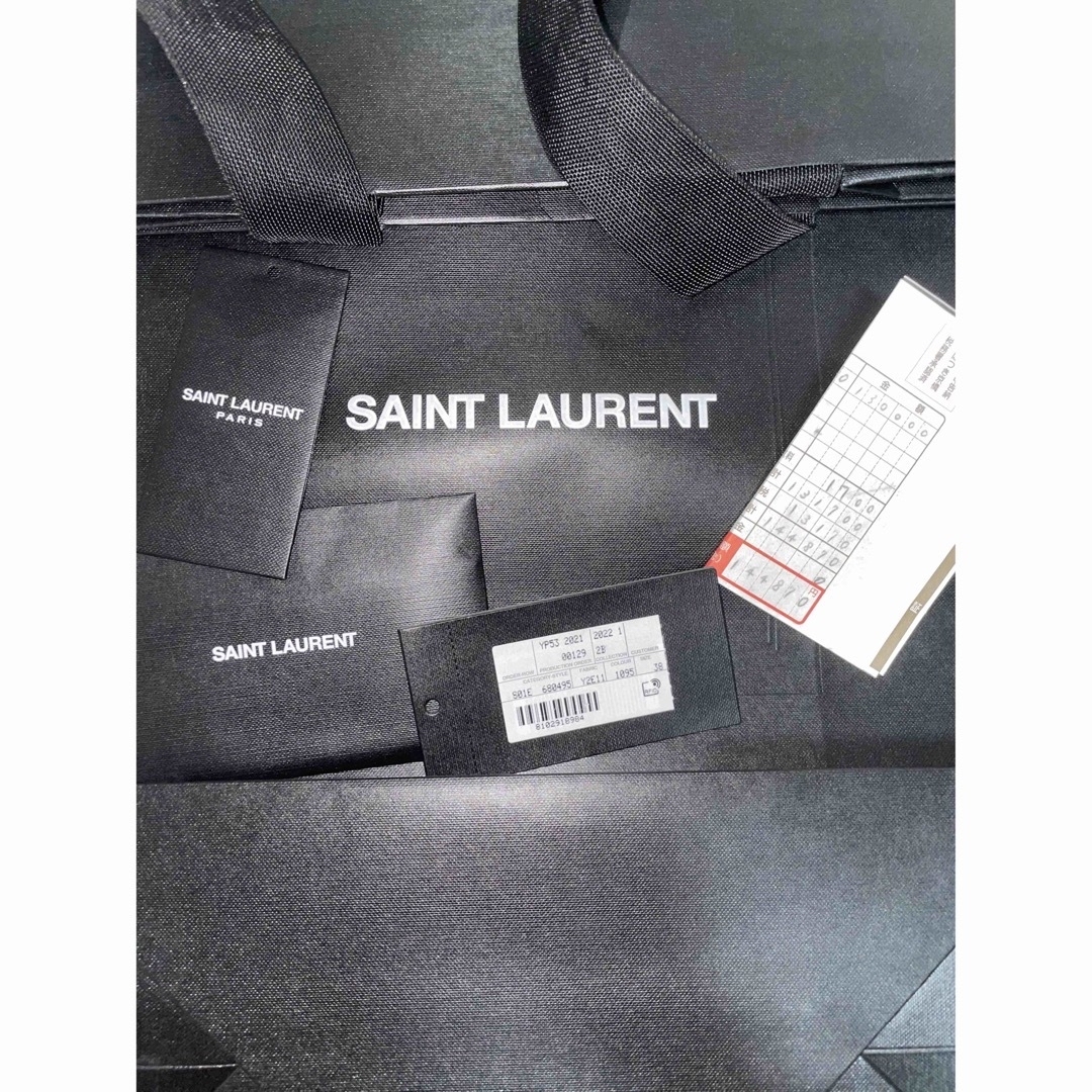 Yves Saint Laurent(イヴサンローラン)の登坂広臣着用 サンローラン ストライプシルク シャツ 38 メンズのトップス(シャツ)の商品写真