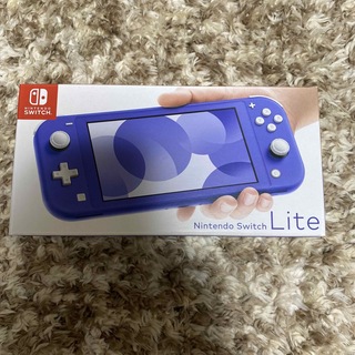 ニンテンドウ(任天堂)のNintendo Switch LITE ブルー(家庭用ゲーム機本体)