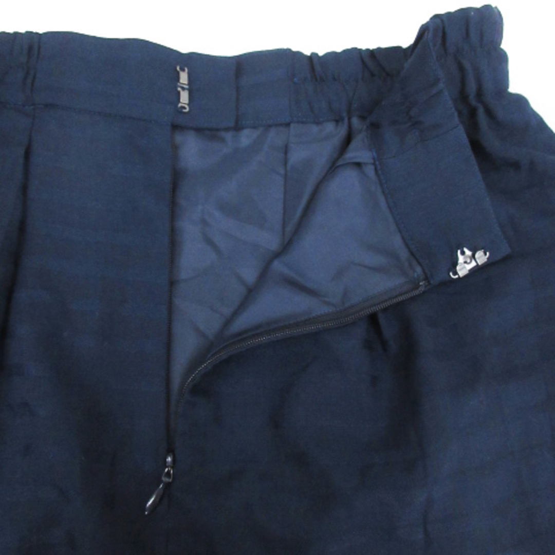 NATURAL BEAUTY BASIC(ナチュラルビューティーベーシック)のナチュラルビューティーベーシック フレアスカート ひざ丈 S 紺  /FF45 レディースのスカート(ひざ丈スカート)の商品写真