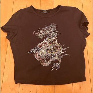 ベルシュカ(Bershka)のTシャツ　クロップドTシャツ(Tシャツ(半袖/袖なし))