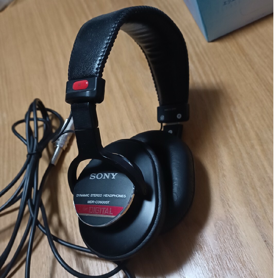 MDR-CD900ST　モニターヘッドホン