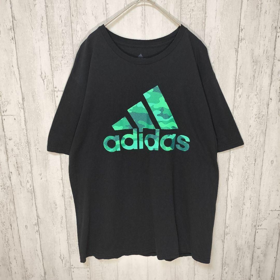 adidas(アディダス)のadidas　カモ柄　ビッグロゴ　オーバーサイズ　USA古着 ブラック　ゆるダボ メンズのトップス(Tシャツ/カットソー(半袖/袖なし))の商品写真