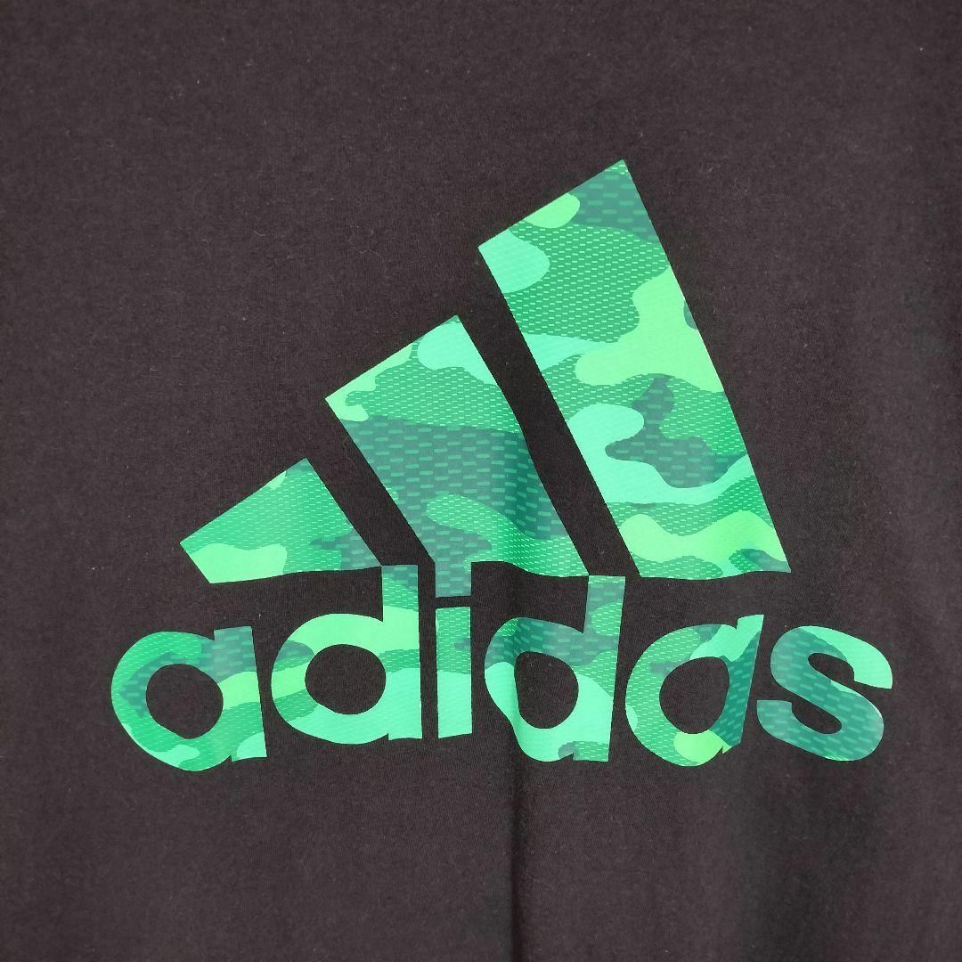 adidas(アディダス)のadidas　カモ柄　ビッグロゴ　オーバーサイズ　USA古着 ブラック　ゆるダボ メンズのトップス(Tシャツ/カットソー(半袖/袖なし))の商品写真