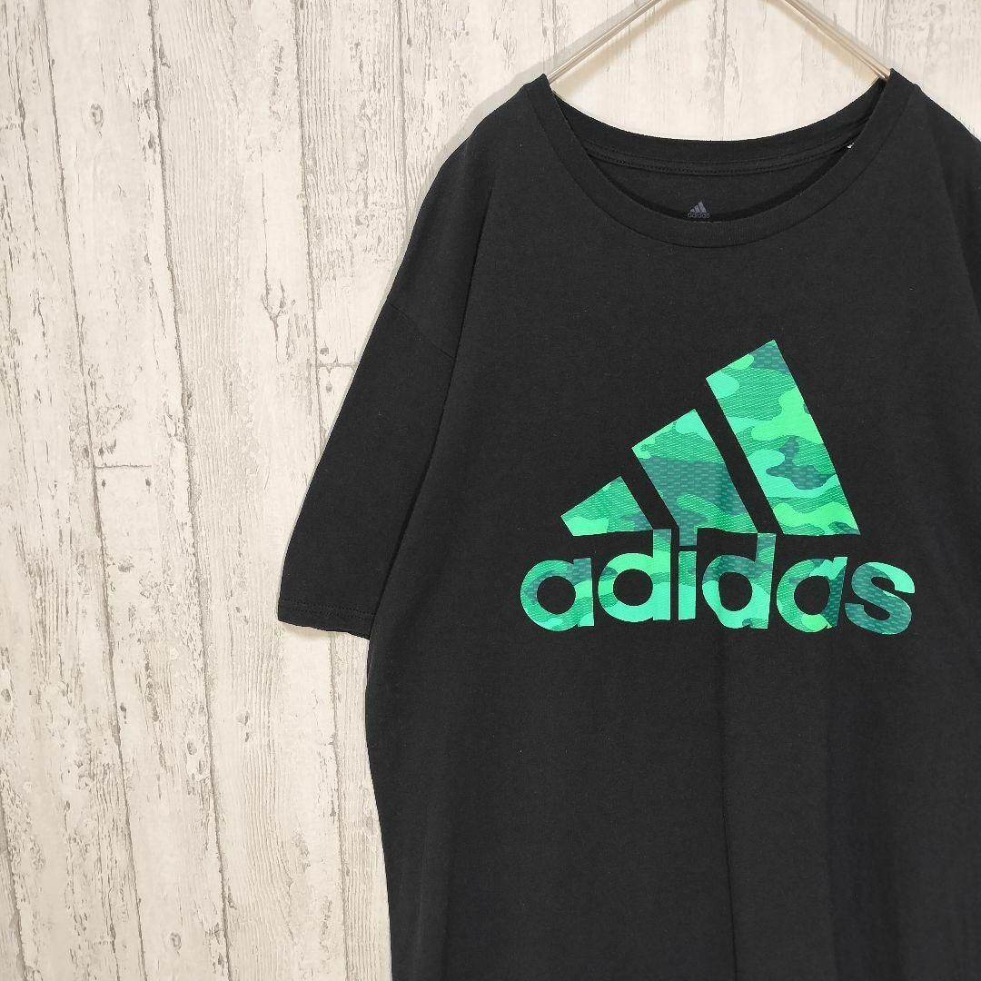 adidas(アディダス)のadidas　カモ柄　ビッグロゴ　オーバーサイズ　USA古着 ブラック　ゆるダボ メンズのトップス(Tシャツ/カットソー(半袖/袖なし))の商品写真