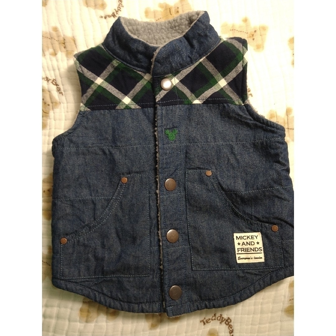 ミッキー　ドナルド　ベスト　95 キッズ/ベビー/マタニティのキッズ服男の子用(90cm~)(ジャケット/上着)の商品写真