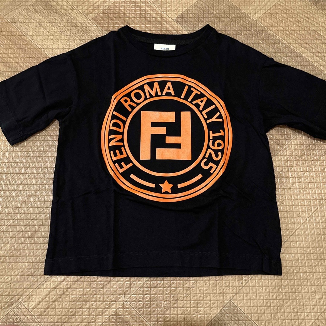 《最終価格》FENDI キッズ　Tシャツ　６歳 | フリマアプリ ラクマ