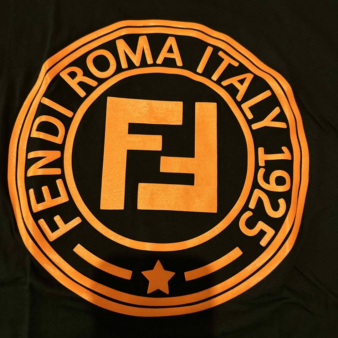 最終値下❗️FENDI フェンディ　Tシャツ　キッズ　レディース