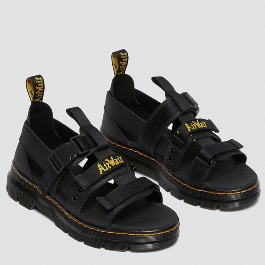 Dr.Martens(ドクターマーチン)の【みーさん様専用】Dr.martens Peason BLACK レディースの靴/シューズ(サンダル)の商品写真