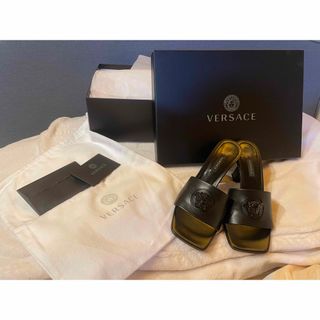 ヴェルサーチ(VERSACE)の❤️VERSACE❤️メドューササンダル👡✨(サンダル)