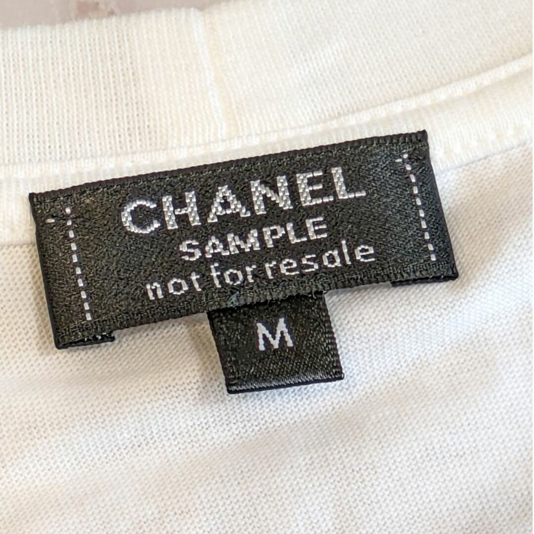 CHANEL(シャネル)のシャネル モンテカルロ ラインストーン ロゴ Tシャツ 非売品 レディースのトップス(Tシャツ(半袖/袖なし))の商品写真