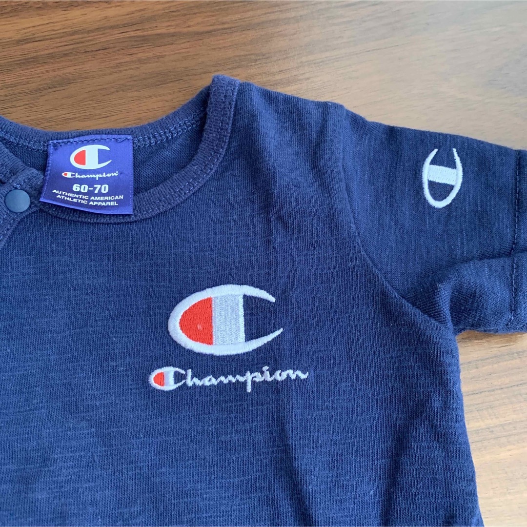 Champion(チャンピオン)のチャンピオン　ネイビーロンパース60〜70cm キッズ/ベビー/マタニティのベビー服(~85cm)(カバーオール)の商品写真