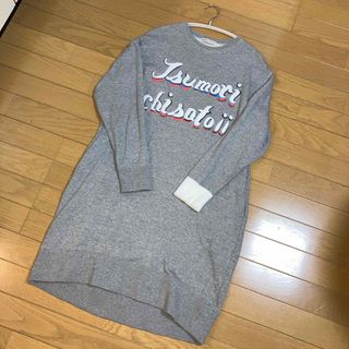 ツモリチサト(TSUMORI CHISATO)の◎ツモリチサト　ロゴ裏毛トレーナーワンピース　綿100%   未着用(ひざ丈ワンピース)