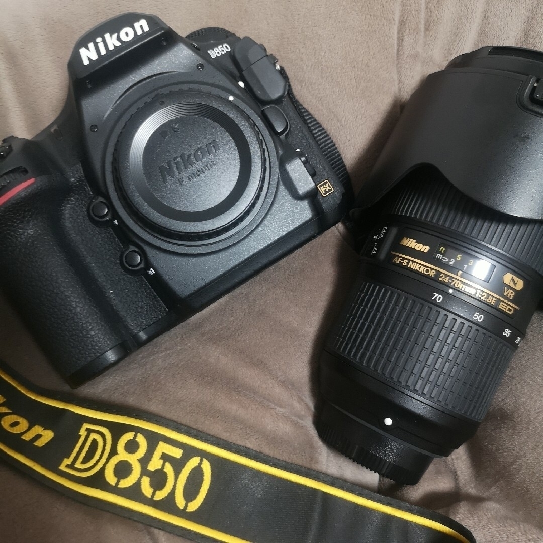 Nikon D850 NIKKOR 24-70mm E ed vr f2.8