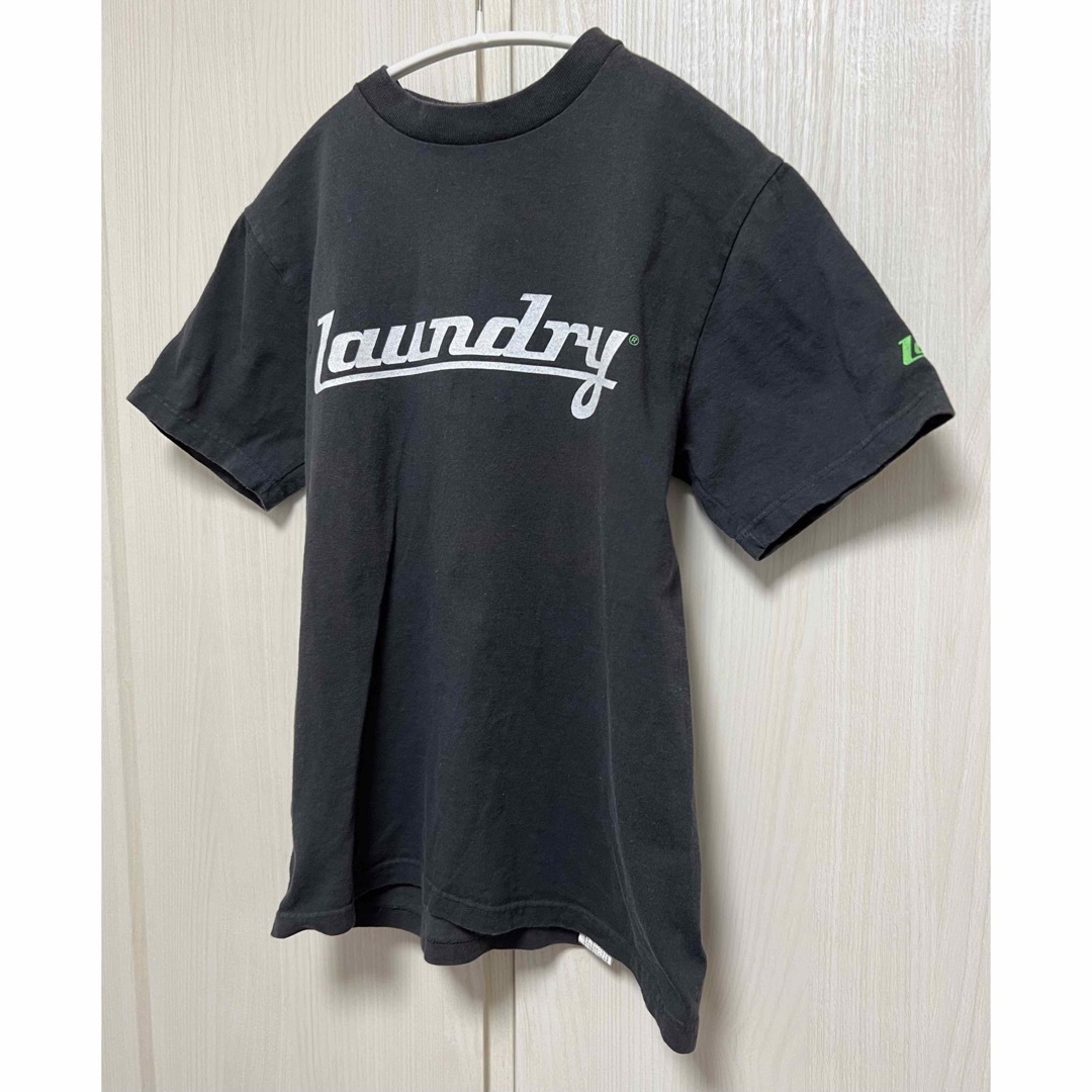 LAUNDRY(ランドリー)の美品　LAUNDRY 半袖 Tシャツ カットソー トップス ロゴ スミクロ S レディースのトップス(Tシャツ(半袖/袖なし))の商品写真