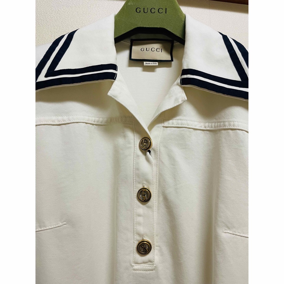 Gucci(グッチ)の今期購入　新品　グッチ　ワンピース　GUCCI レディースのワンピース(ひざ丈ワンピース)の商品写真