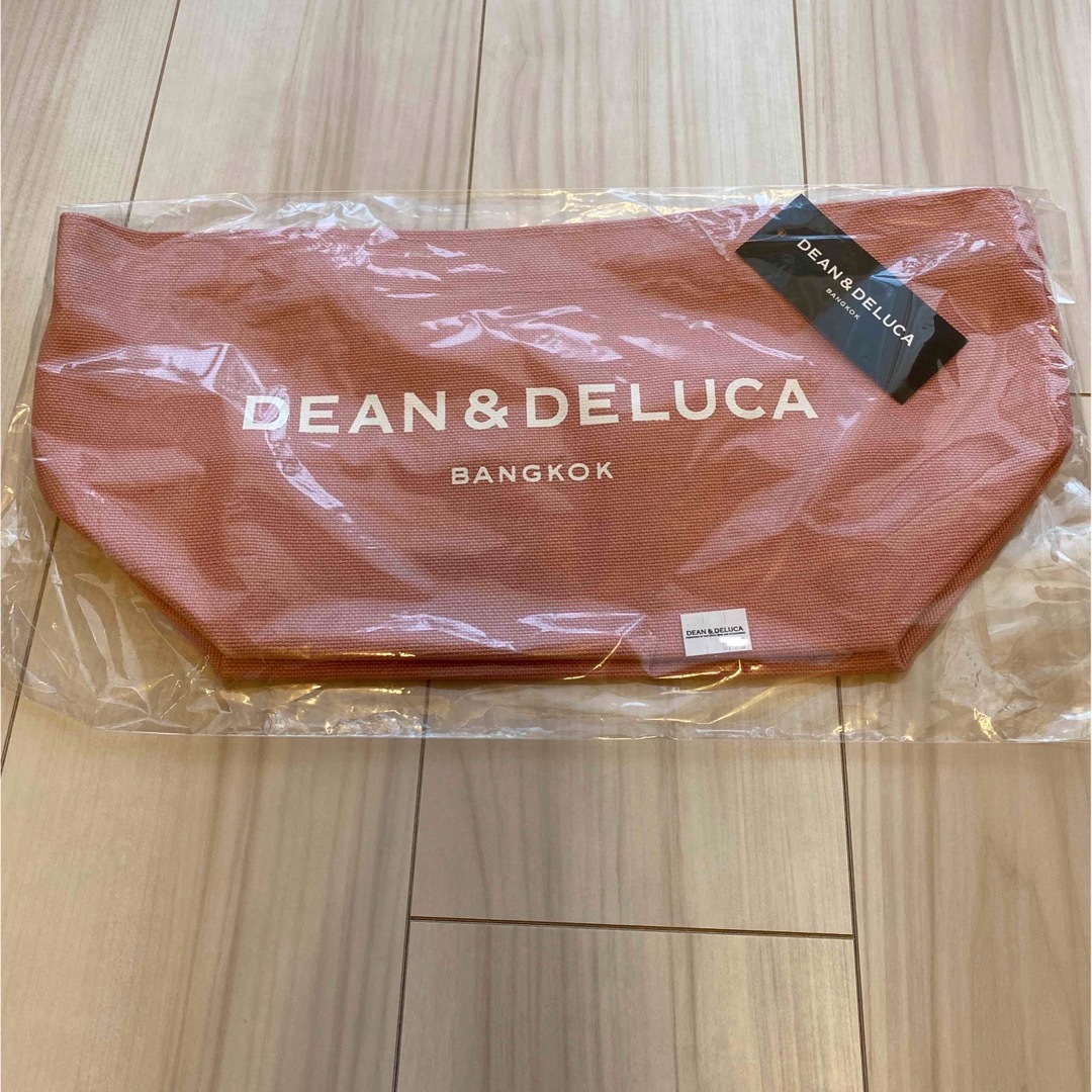 DEAN & DELUCA(ディーンアンドデルーカ)のDEAN & DELUCA  BANGKOK限定正規品 レディースのバッグ(トートバッグ)の商品写真