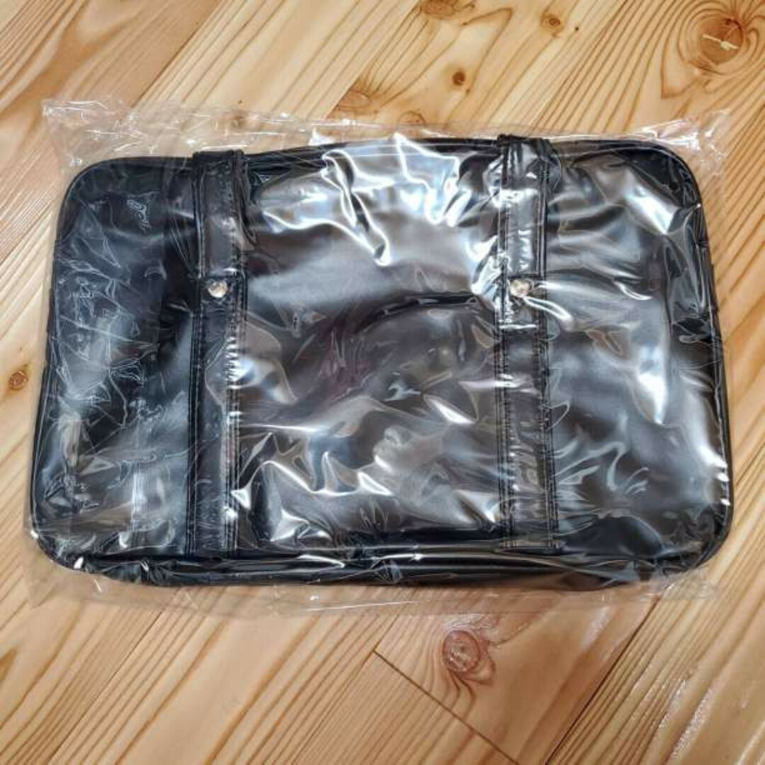 ⭐️トレンド⭐️スクールバッグ スクバ 合皮バッグ 黒 ブラック  新品 レディースのバッグ(ショルダーバッグ)の商品写真