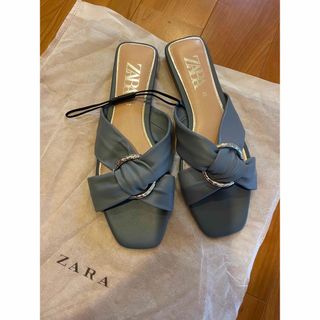 ザラ(ZARA)の新品未使用　ZARA 　ブルー　サンダル　39(サンダル)