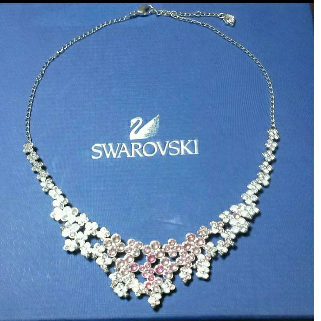 SWAROVSKI　スワロフスキー　ネックレス