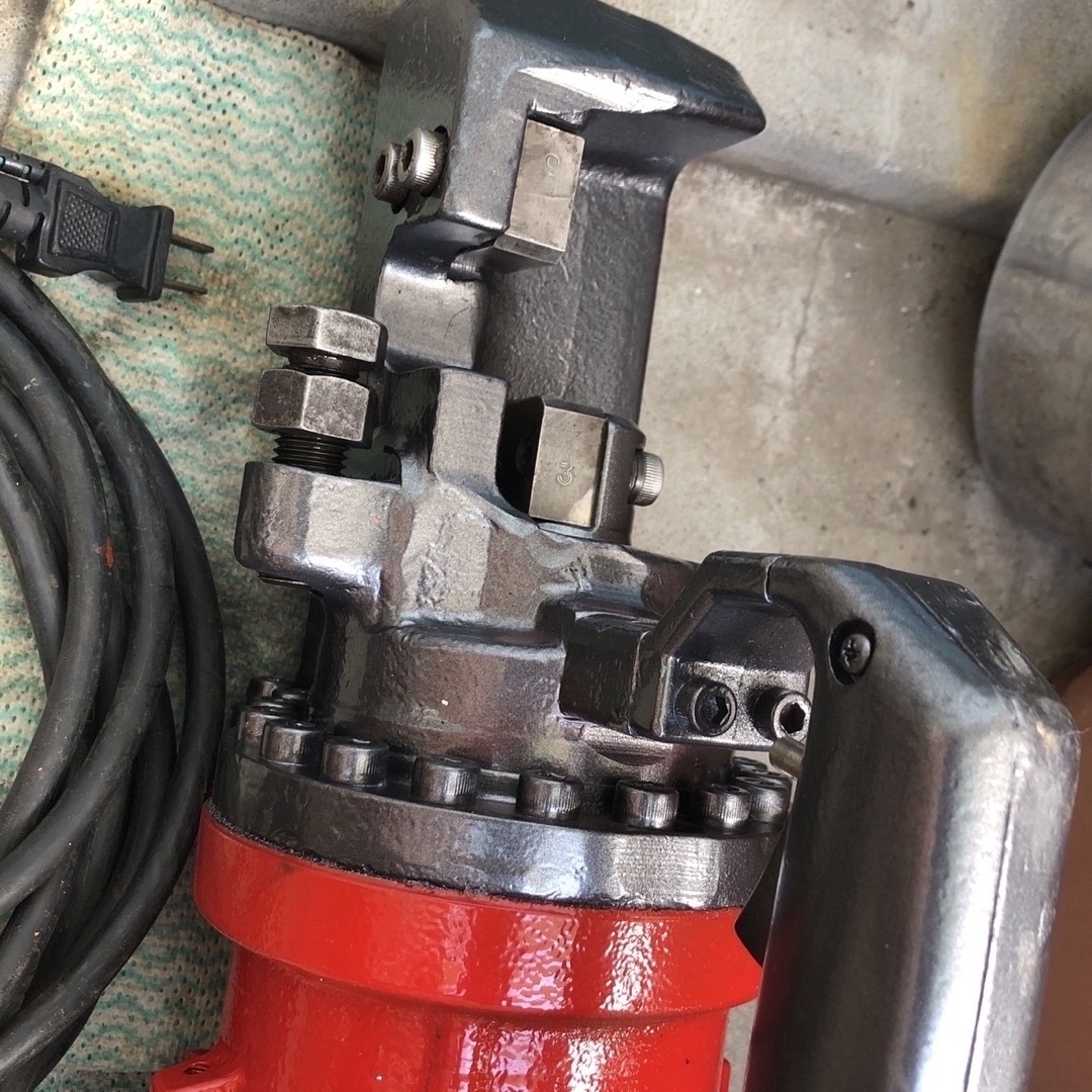石原機械 鉄筋カッターDC-25X 25mm 切断機 油圧 カッター 基礎 土木