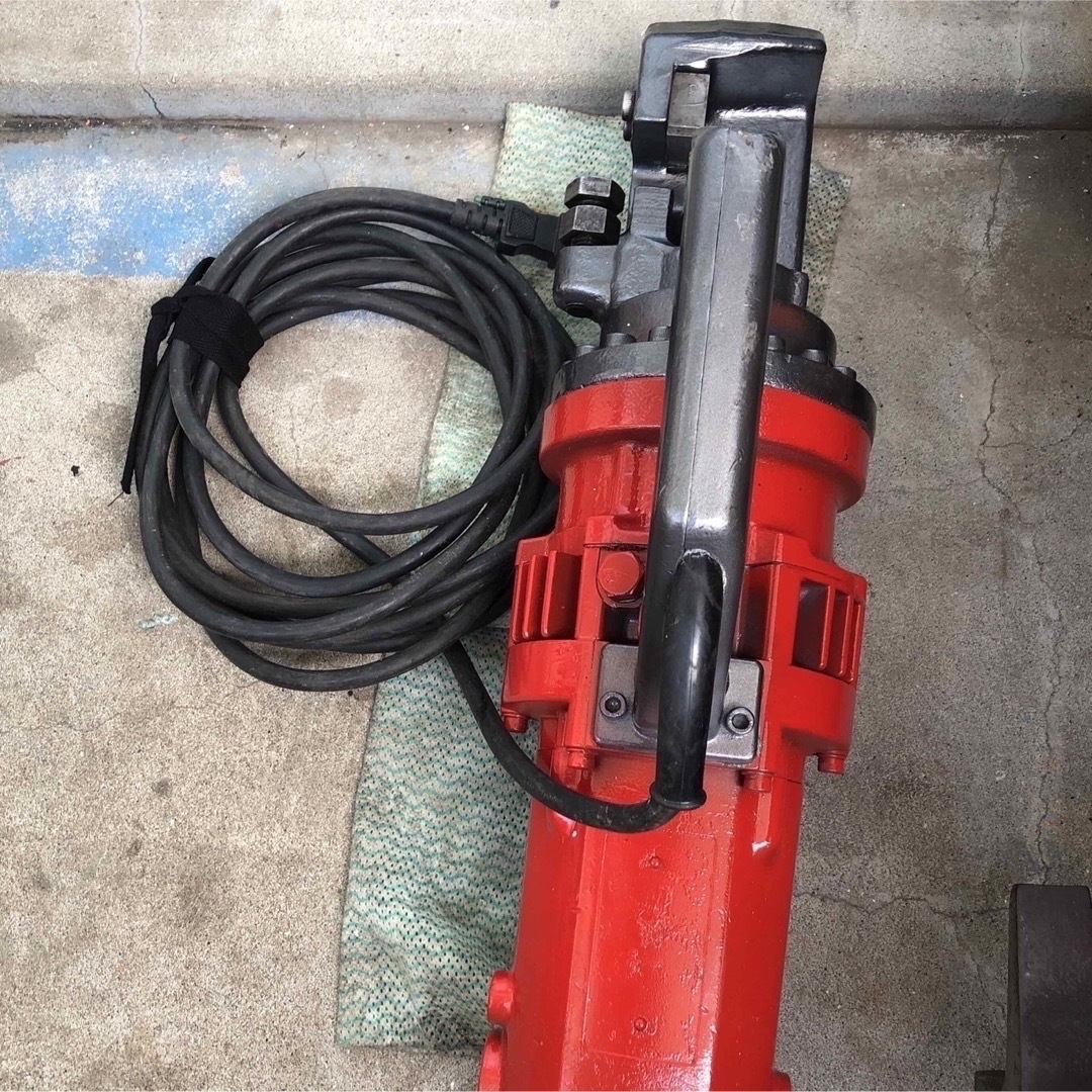石原機械 鉄筋カッターDC-25X 25mm 切断機 油圧 カッター 基礎 土木