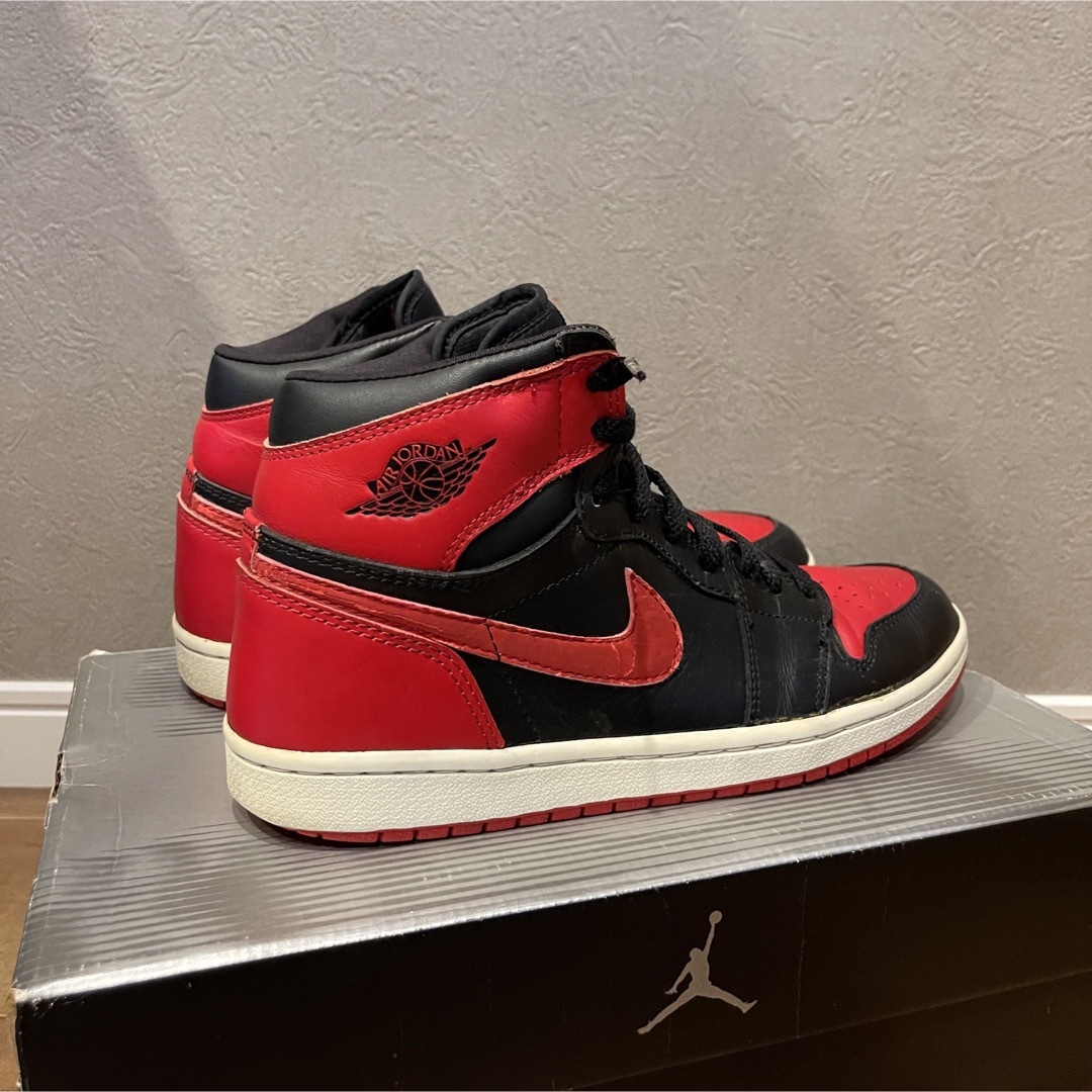 Jordan Brand（NIKE）(ジョーダン)のAIR JORDAN 1 Bred 2001 メンズの靴/シューズ(スニーカー)の商品写真