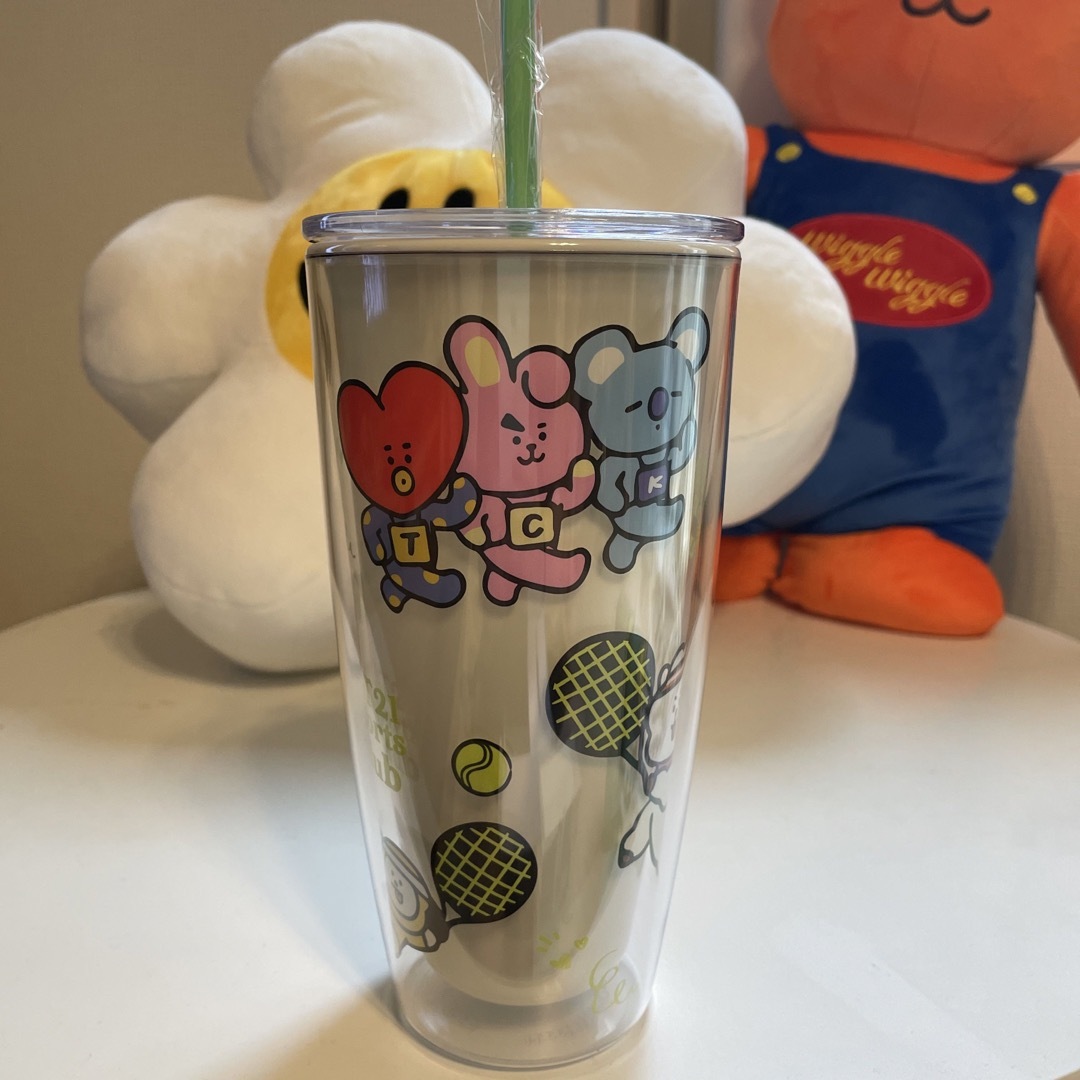 BT21(ビーティーイシビル)のBT21タンブラー インテリア/住まい/日用品のキッチン/食器(タンブラー)の商品写真