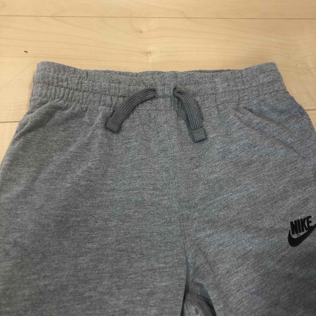 NIKE(ナイキ)のNIKE パンツ　140専用 キッズ/ベビー/マタニティのキッズ服男の子用(90cm~)(パンツ/スパッツ)の商品写真