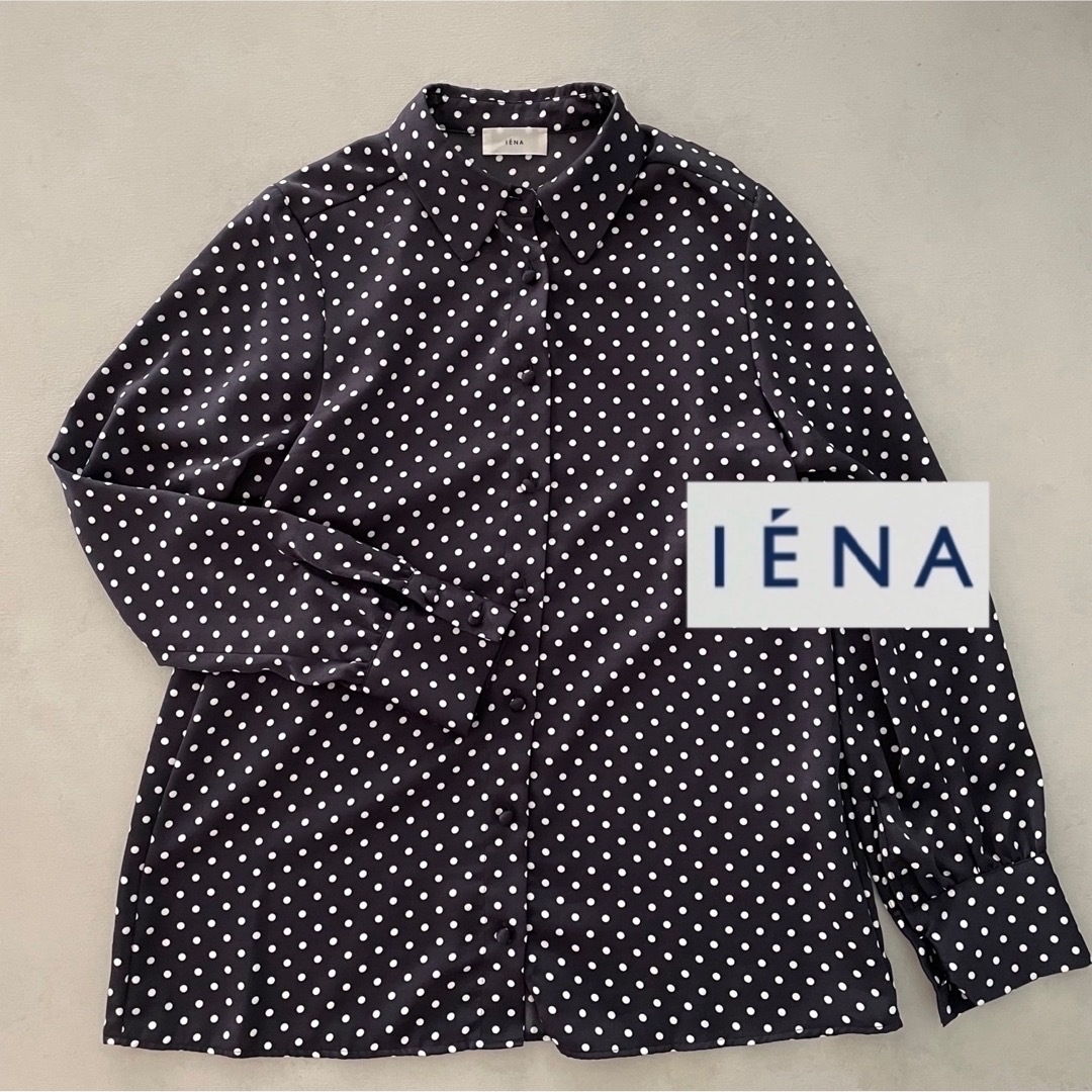 IENA(イエナ)の水玉ブラウス　深いネイビー レディースのトップス(シャツ/ブラウス(長袖/七分))の商品写真