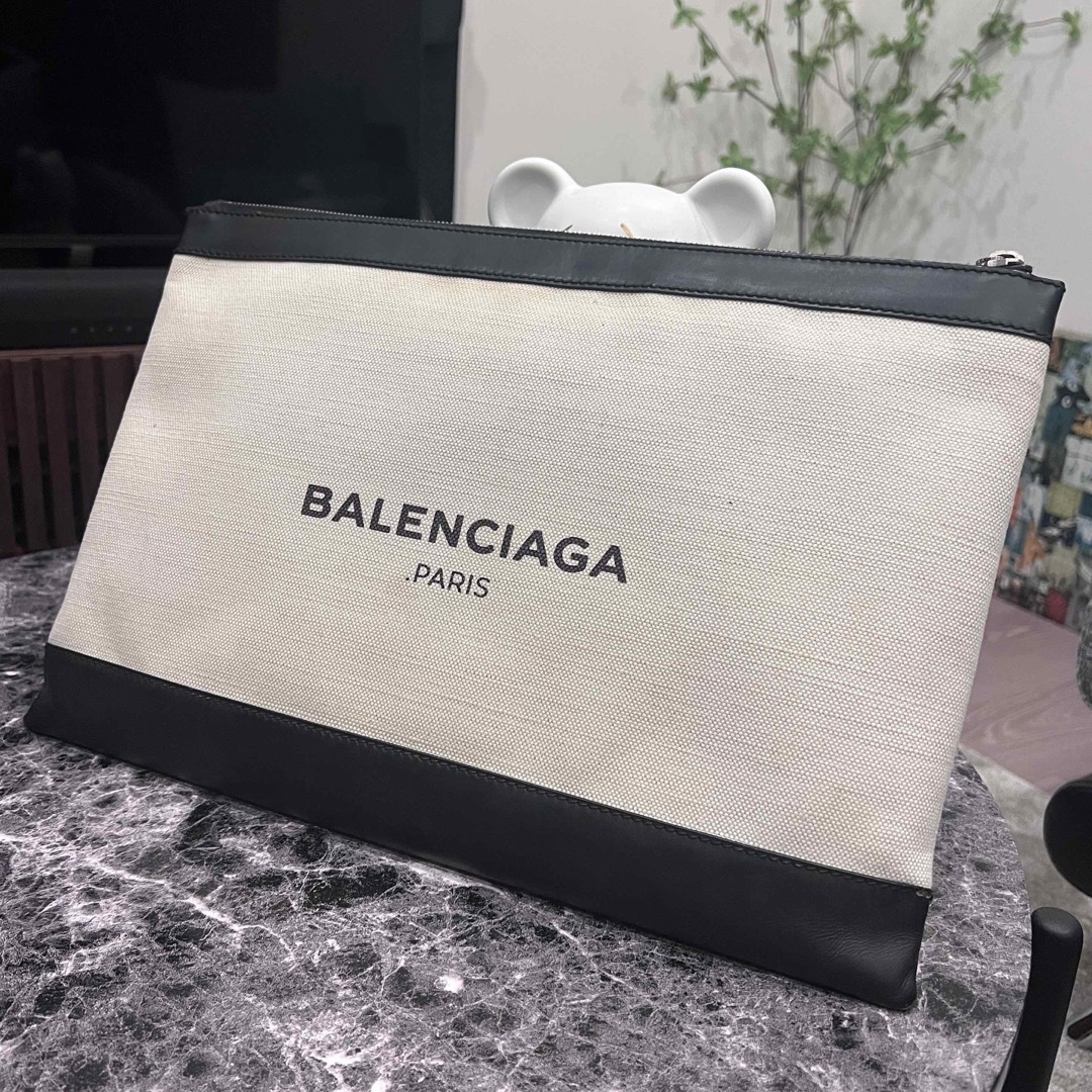 Balenciaga(バレンシアガ)の【neroさん専用】バレンシアガ　BALENCIAGA キャンパス メンズのバッグ(セカンドバッグ/クラッチバッグ)の商品写真