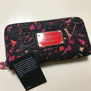 マークバイマークジェイコブス(MARC BY MARC JACOBS)のみぃちゃむ様専用MARC BY MARC JACOBS  ロゴキルティング長財布(財布)