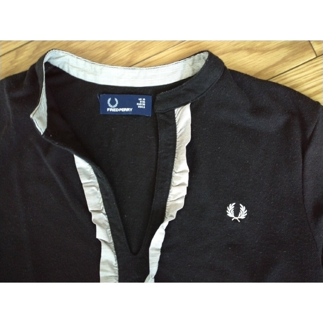 FRED PERRY(フレッドペリー)の【美品】FRED PERRYポロシャツ レディースのトップス(ポロシャツ)の商品写真