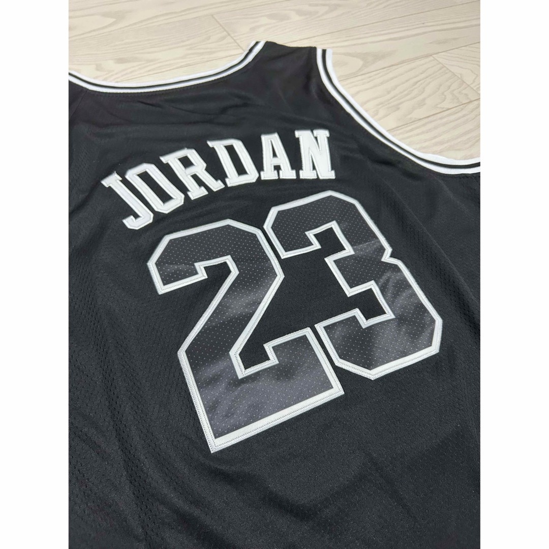 NBAパリ・サンジェルマン ユニフォーム 23番　ジョーダン新品XL黒ブラック メンズのトップス(Tシャツ/カットソー(半袖/袖なし))の商品写真