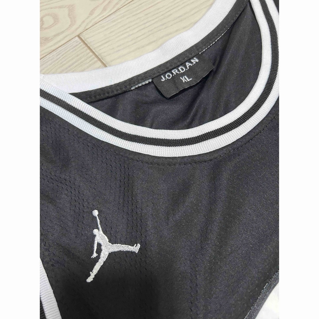 NBAパリ・サンジェルマン ユニフォーム 23番　ジョーダン新品XL黒ブラック メンズのトップス(Tシャツ/カットソー(半袖/袖なし))の商品写真