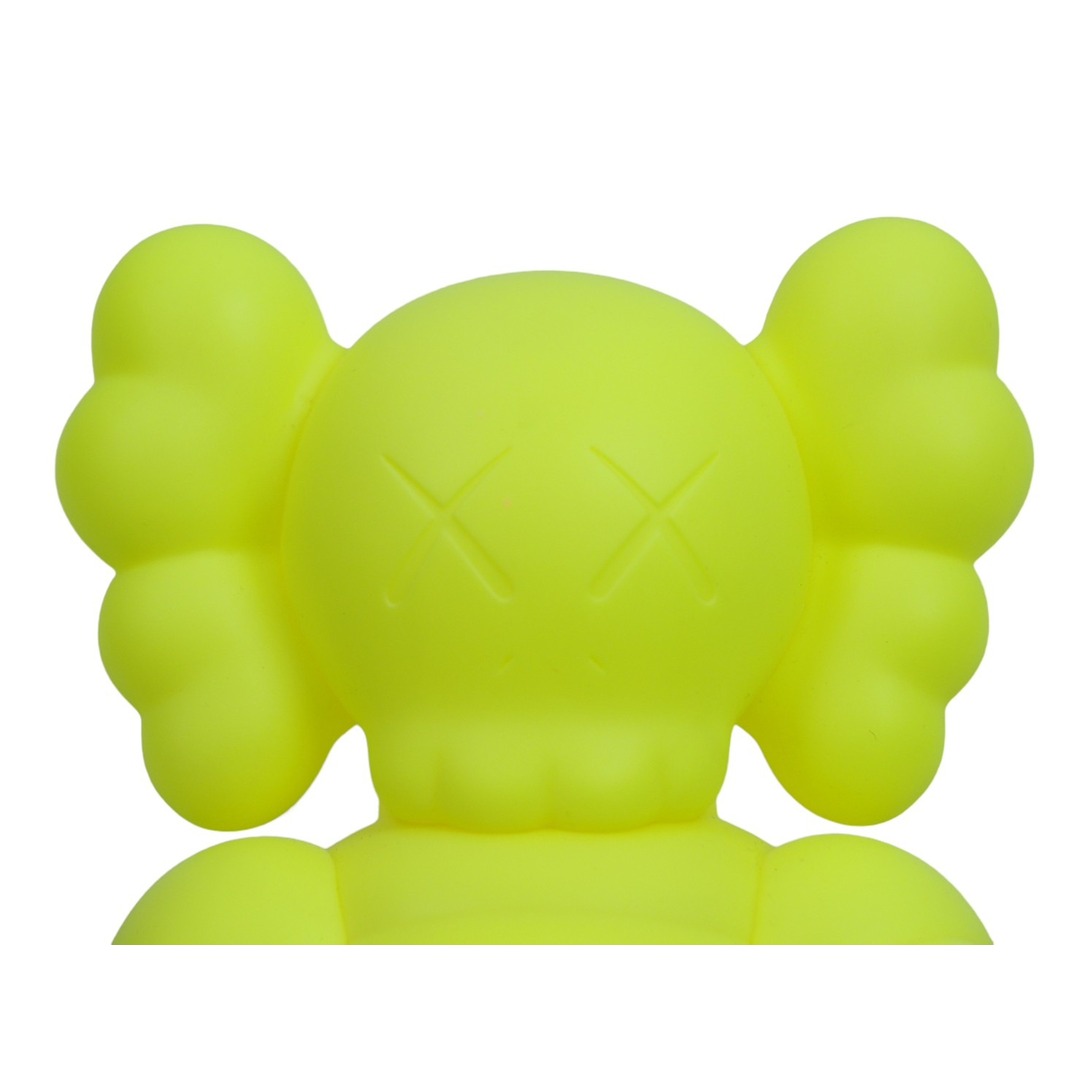 新品未使用 MEDICOM TOY メディコムトイ 人形 フィギュア KAWS カウズ What Party open edition イエロー Yellow 43280