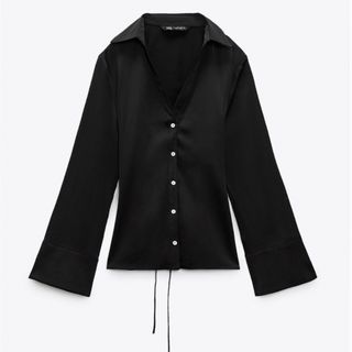 ザラ(ZARA)のZARA フィットサテンブラウス　レースアップ　背中みせ　新品(シャツ/ブラウス(長袖/七分))