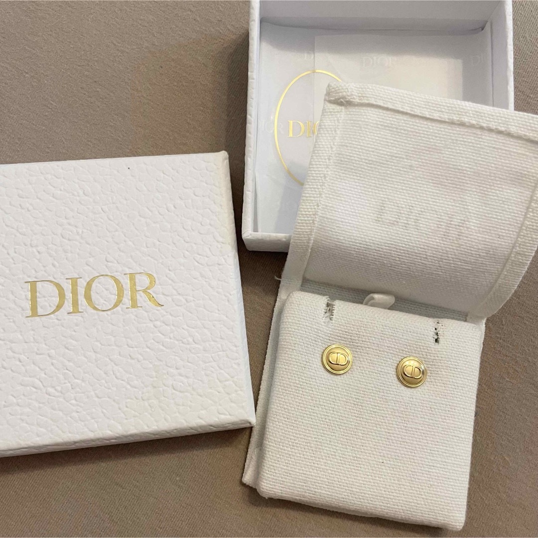 Dior  ピアス