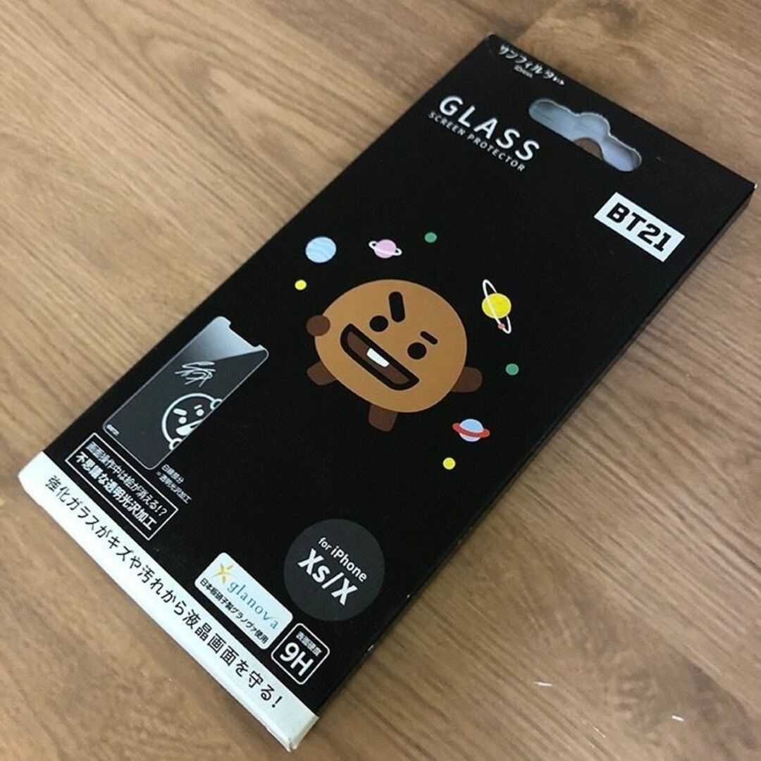 BT21(ビーティーイシビル)のBT21 BTS 保護ガラス iPhoneX/XS 兼用サイズ スマホ/家電/カメラのスマホアクセサリー(保護フィルム)の商品写真