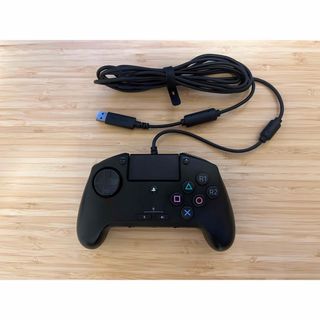 レイザー(Razer)のRazer Raion Fightpad PS4 PCコントローラー(その他)