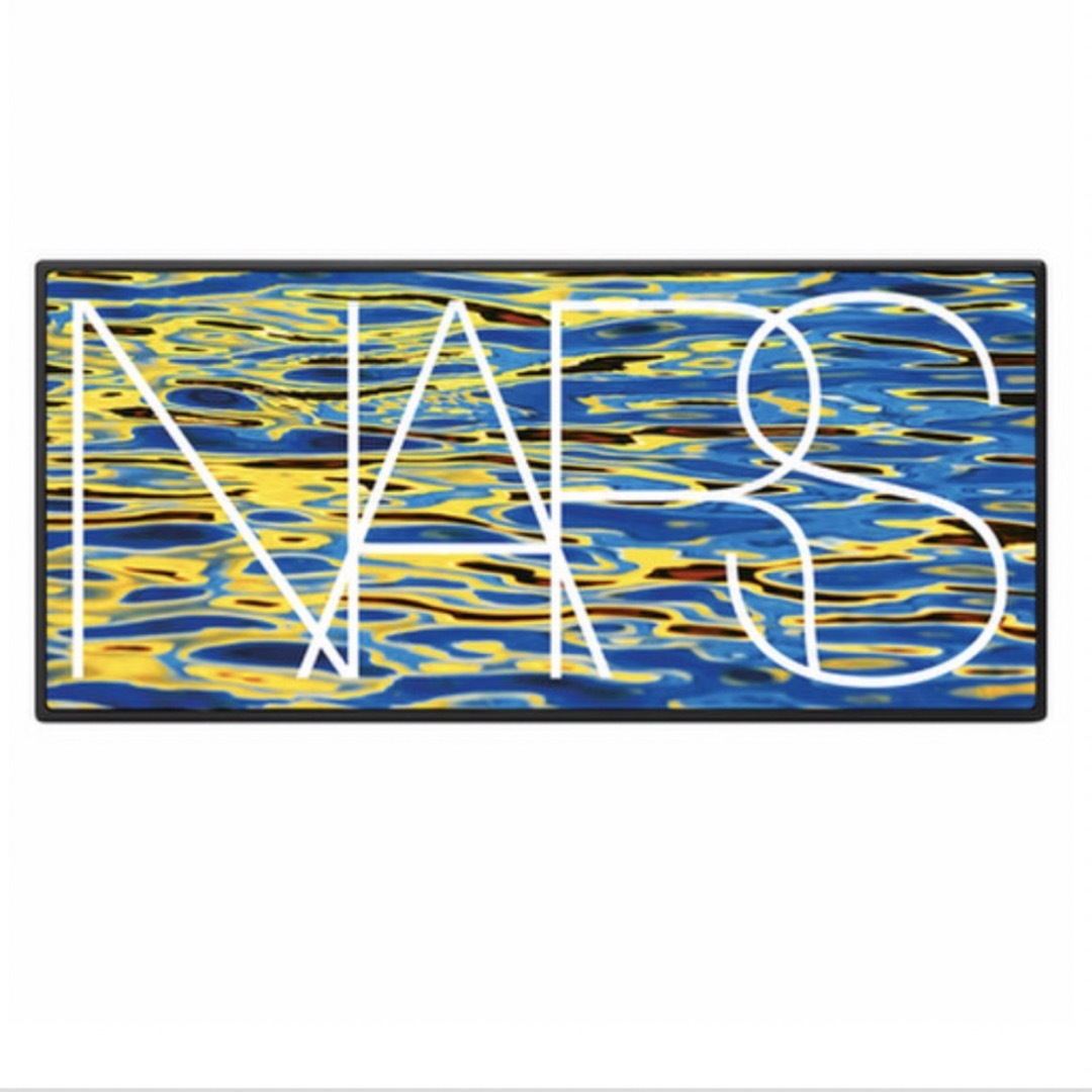 NARS(ナーズ)のNARSナーズ ホットエスケープ アイ&チークパレット コスメ/美容のベースメイク/化粧品(アイシャドウ)の商品写真