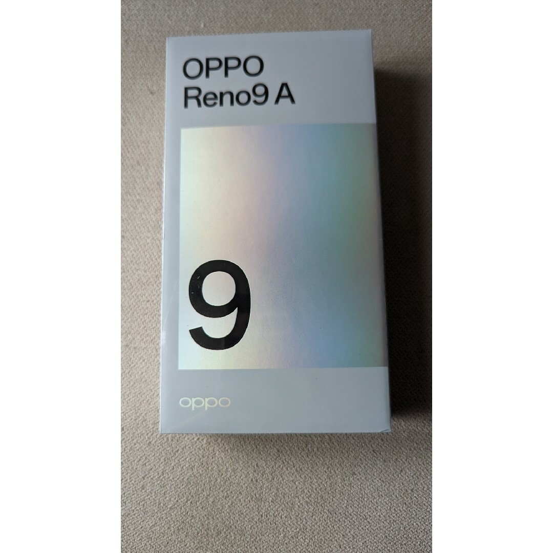OPPO(オッポ)のOPPO Reno 9a ムーンホワイト 128GB SIMフリー スマホ/家電/カメラのスマートフォン/携帯電話(携帯電話本体)の商品写真