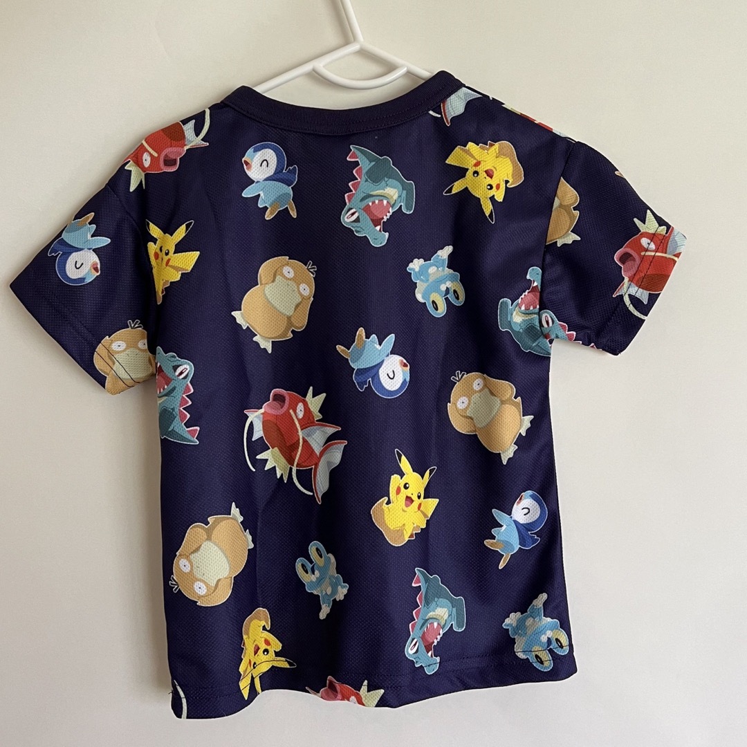 新品　ポケモン　100サイズ　半袖　Ｔシャツ　総柄　メッシュ　ドライ　 キッズ/ベビー/マタニティのキッズ服男の子用(90cm~)(Tシャツ/カットソー)の商品写真