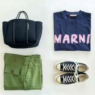 マルニ(Marni)のラスト１枚！新品タグ付★マルニロゴTシャツ ネイビー×ピンク オーバーサイズ(Tシャツ(半袖/袖なし))