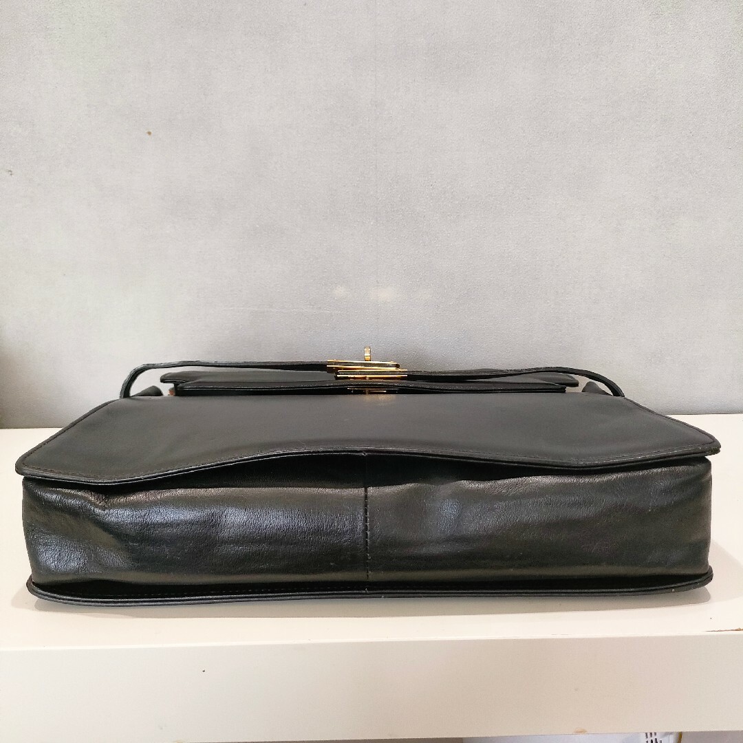 【高級感】Jelbien　ターンロック　レザー　ハンドバッグ　ブラック レディースのバッグ(ハンドバッグ)の商品写真