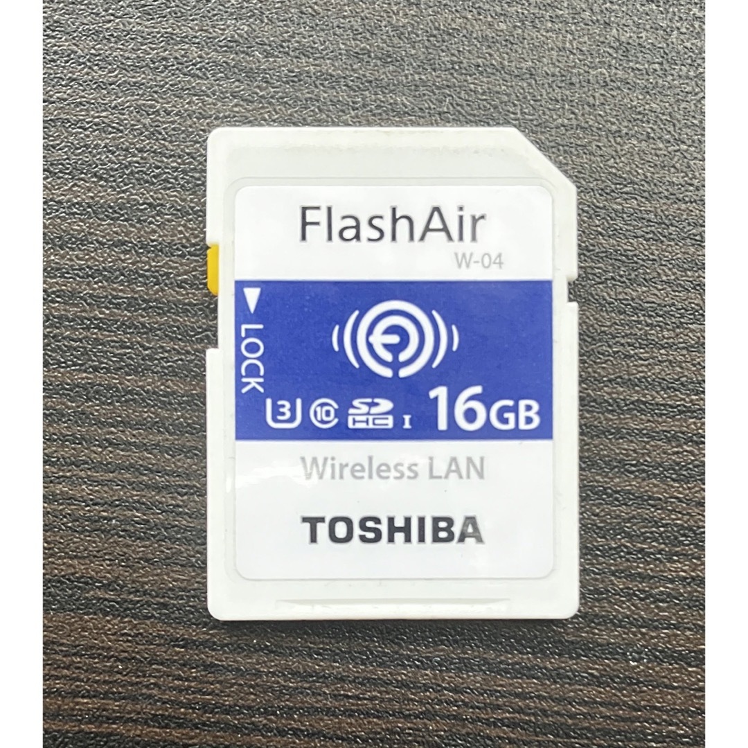 新品未使用　東芝 FlashAir 16GB W-04