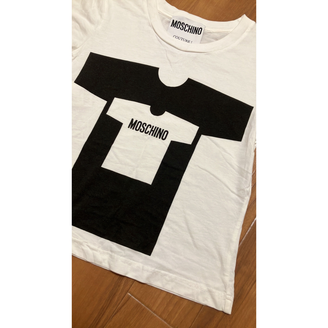 MOSCHINO(モスキーノ)のモスキーノ　Tシャツ レディースのトップス(Tシャツ(半袖/袖なし))の商品写真