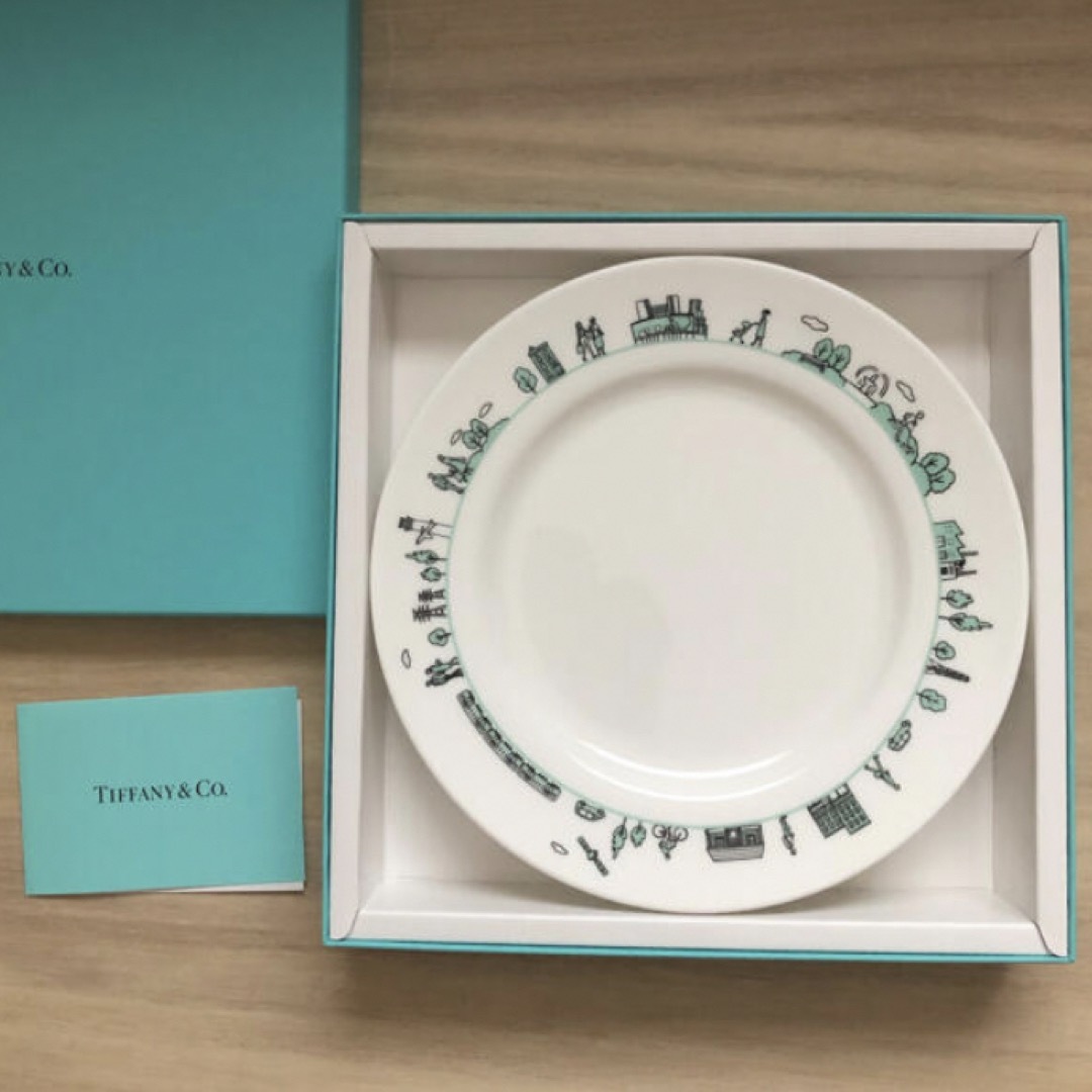 Tiffany & Co. - ティファニー 皿 19センチの通販 by riho's shop ...